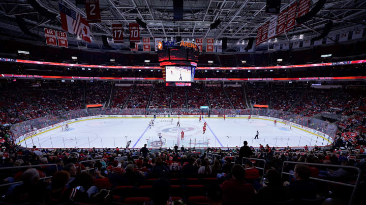 RALEIGH, NC – NOVEMBER 18: General view of the game between the Carolina Hurricanes and the Montreal Canadiens at PNC Arena on November 18, 2016 in Raleigh, North Carolina. The Hurricanes won 3-2. (Photo by Grant Halverson/Getty Images)