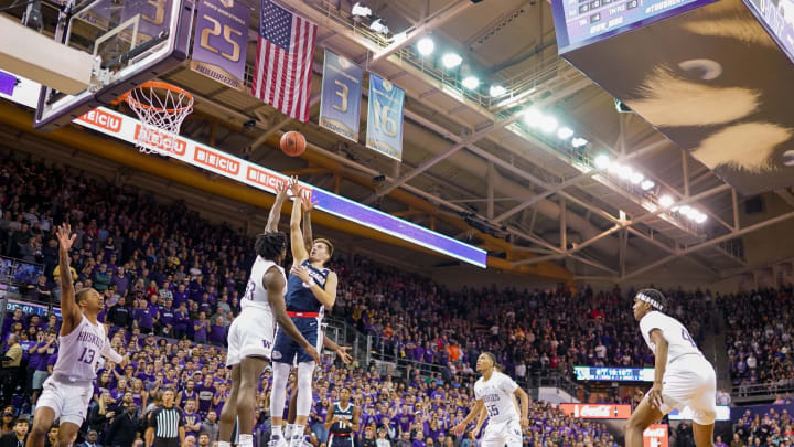 SEATTLE, WA – DECEMBER 08: Filip Petrusev #3 of the Gonzaga Bulldogs shoots over Isaiah Stewart #33 of the Washington Huskies (Photo by Mike Tedesco/Getty Images)