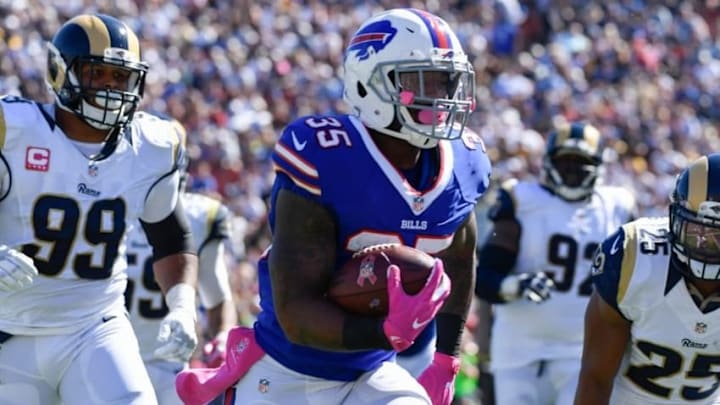 Oct 9, 2016; Los Angeles, CA, USA; Buffalo Bills running back Mike Gillislee (35) runs 5 yards into the end zone for a touchdown in the 2nd quarter against the Los Angeles Rams at Los Angeles Memorial Coliseum. Mandatory Credit: Robert Hanashiro-USA TODAY Sports