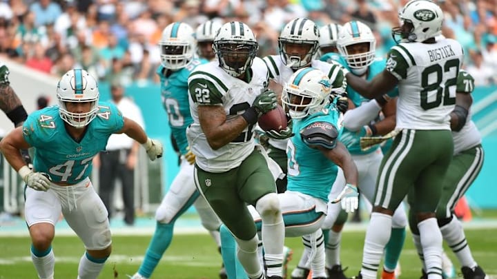 Nov 6, 2016; Miami Gardens, FL, USA; New York Jets running back Matt Forte (22) runs the ball against the Miami Dolphins during the first half at Hard Rock Stadium. Mandatory Credit: Jasen Vinlove-USA TODAY Sports