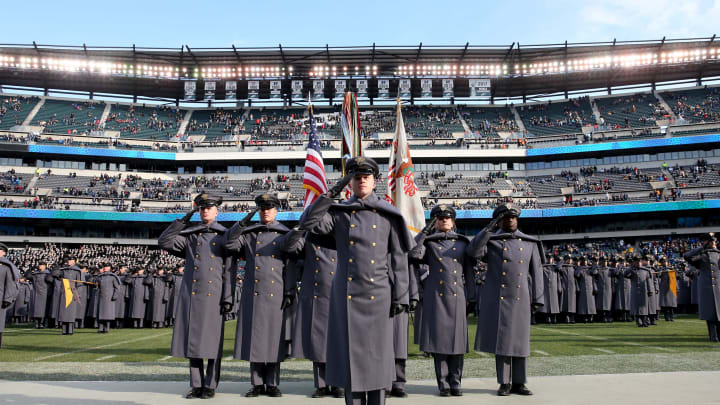 PHILADELPHIA, PENNSYLVANIA – DECEMBER 08: The Army cadets salute after they marched on the field before the game between the Army Black Knights and the Navy Midshipmen at Lincoln Financial Field on December 08, 2018 in Philadelphia, Pennsylvania. (Photo by Elsa/Getty Images)