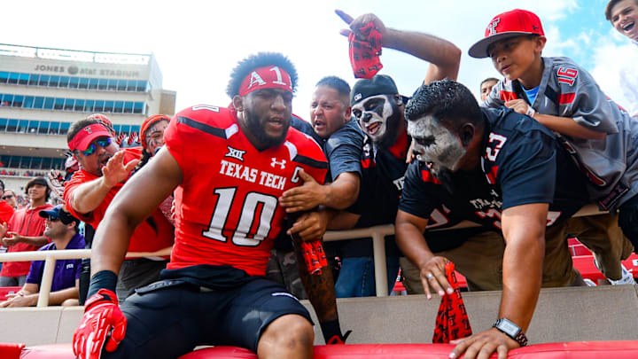 LUBBOCK, TX – SEPTEMBER 26: Pete Robertson #10 of the Texas Tech Red Raiders. (Photo by John Weast/Getty Images)