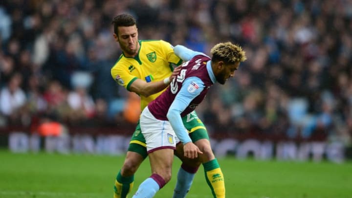 BIRMINGHAM, UNITED KINGDOM - APRIL 01: Jordan Amavi of Aston Villa is tackled by Ivo Pinto of Norwich City during the Sky Bet Championship match between Aston Villa and Norwich City at Villa Park on April 1, 2017 in Birmingham, England. (Photo by Harry Trump/Getty Images)