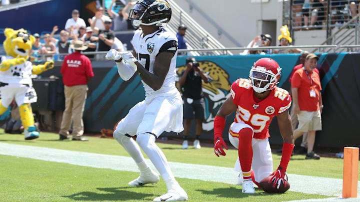 Fantasy Football Start ‘Em: Jacksonville Jaguars Wide Receiver DJ Chark Jr. (17)  (Photo by David Rosenblum/Icon Sportswire via Getty Images)