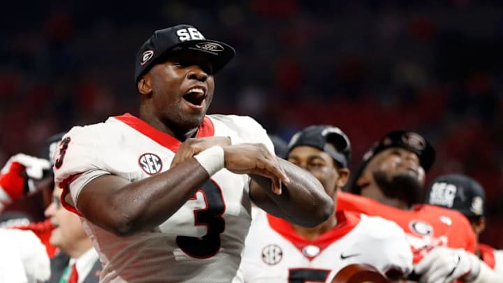 ATLANTA, GA - DECEMBER 02: Roquan Smith