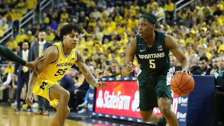 ANN ARBOR, MI – FEBRUARY 08: Cassius Winston #5 of the Michigan State Spartans drives to the basket while defended by Eli Brooks #55 of the Michigan Wolverines at Crisler Arena on February 8, 2020 in Ann Arbor, Michigan. (Photo by Rey Del Rio/Getty Images)
