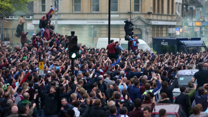 LONDON, ENGLAND - MAY 10: West Ham fans congregate in the street before the Barclays Premier League match between West Ham United and Manchester United on May 10, 2016 in London, United Kingdom. (Photo by Catherine Ivill - AMA/Getty Images)
