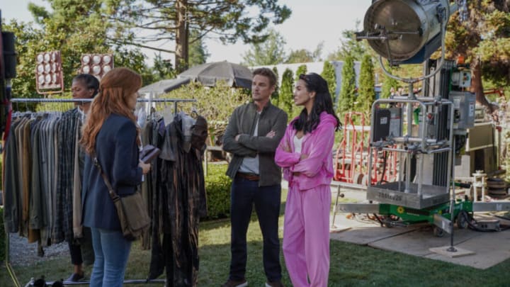 Nancy Drew -- “The Return of the Killer’s Hook” -- Image Number: NCD404a_0098r -- Pictured (L-R): Kennedy McMann as Nancy Drew, Riley Smith as Ryan Hudson, and Maddison Jaizani as Bess -- Photo Credit: Colin Bentley/The CW--© 2023 The CW Network, LLC. All Rights Reserved.