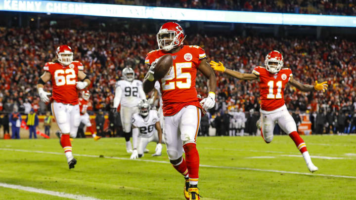 KANSAS CITY, MO – DECEMBER 01: LeSean McCoy #25 of the Kansas City Chiefs runs into the end zone for a 4-yard touchdown in the third quarter against the Oakland Raiders at Arrowhead Stadium on December 1, 2019 in Kansas City, Missouri. (Photo by David Eulitt/Getty Images)