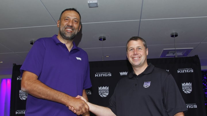SACRAMENTO, CA – MAY 10: Vlade Divac poses for a photo with the Sacramento Kings new Head Coach Dave Joerger at a press conference on May 10, 2016 at the Kings Experience Center in Sacramento, California. NOTE TO USER: User expressly acknowledges and agrees that, by downloading and/or using this Photograph, user is consenting to the terms and conditions of the Getty Images License Agreement. Mandatory Copyright Notice: Copyright 2016 NBAE (Photo by Rocky Widner/NBAE via Getty Images)