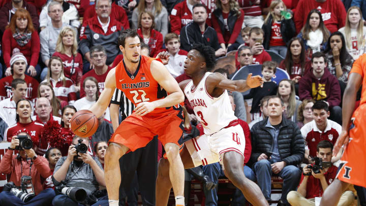 BLOOMINGTON, IN – JANUARY 07: Maverick Morgan #22 of the Illinois Fighting Illini looks to the basket against OG Anunoby #3 of the Indiana Hoosiers during the game at Assembly Hall on January 7, 2017 in Bloomington, Indiana. Indiana defeated Illinois 96-80. (Photo by Joe Robbins/Getty Images)