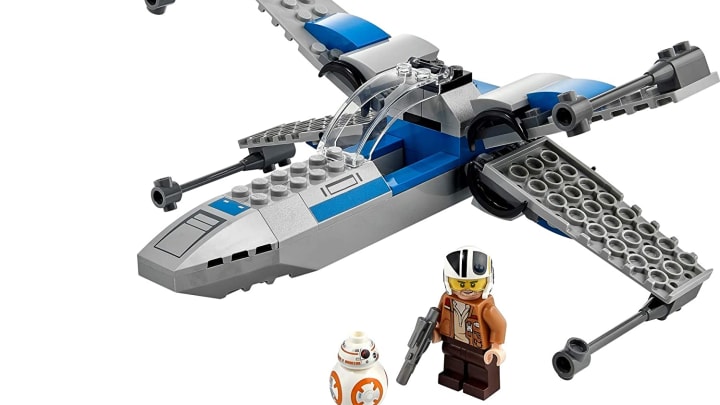 Discover LEGO's Star Wars Resistance X-Wing 75297 Building Kit on Amazon.