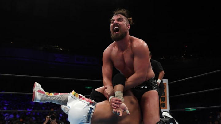 TOKYO, JAPAN - OCTOBER 08: KUSHIDA and Marty Scurll compete during the King of Pro-Wresting at Ryogoku Kokugikan on October 8, 2018 in Tokyo, Japan. (Photo by Etsuo Hara/Getty Images)