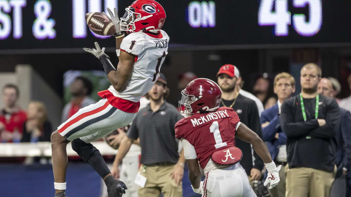 George Pickens catches a long pass in front of Kool-Aid McKinstry. (Photo by Steven Limentani/ISI Photos/Getty Images)