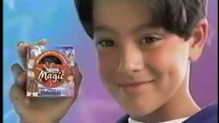 90'S NESTLE MAGIC CHOCOLATE BALL COMMERCIAL 90'S NESTLE MAGIC CHOCOLATE BALL COMMERCIAL