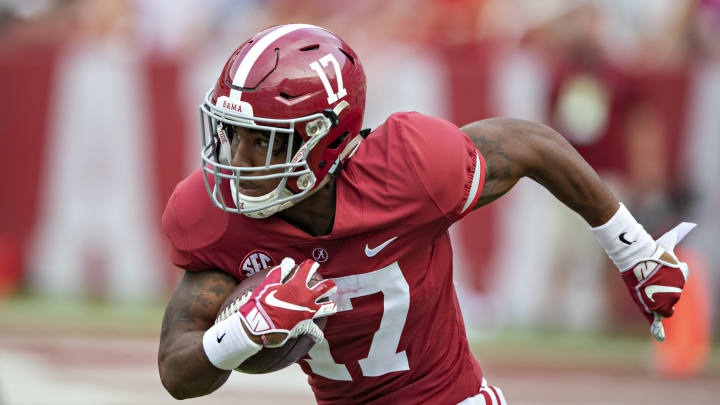 TUSCALOOSA, AL – SEPTEMBER 22: Jaylen Waddle #17 of the Alabama Crimson Tide runs the ball during a game against the Texas A&M Aggies at Bryant-Denny Stadium on September 22, 2018 in Tuscaloosa, Alabama. The Crimson Tide defeated the Aggies 45-23. (Photo by Wesley Hitt/Getty Images)