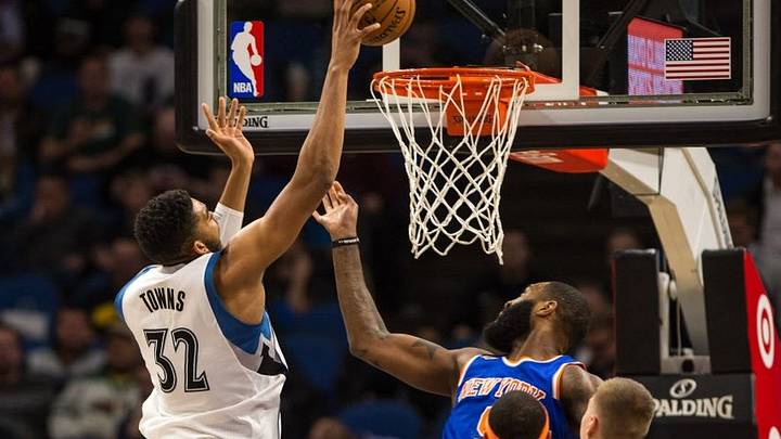 Nov 30, 2016; Minneapolis, MN, USA; Minnesota Timberwolves forward Karl-Anthony Towns (32) shoots during the first quarter against the New York Knicks at Target Center. Mandatory Credit: Brace Hemmelgarn-USA TODAY Sports Nov 30, 2016; Minneapolis, MN, USA; Minnesota Timberwolves forward Karl-Anthony Towns (32) shoots during the first quarter against the New York Knicks at Target Center. Mandatory Credit: Brace Hemmelgarn-USA TODAY Sports