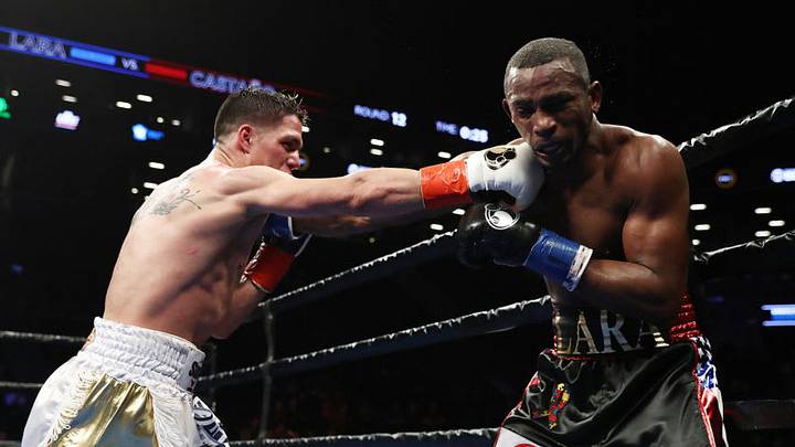 NEW YORK, NEW YORK - MARCH 02: Brian Castano punches Erislandy Lara during their WBA "regular" junior middleweight title fightat Barclays Center on March 02, 2019 in New York City. (Photo by Al Bello/Getty Images)