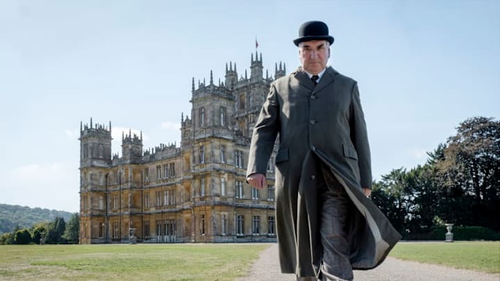 4127_D006_00013-00014_R_COMPJim Carter stars as Charles Carson in DOWNTON ABBEY, a Focus Features release.Credit: Jaap Buitendijk / Focus Features