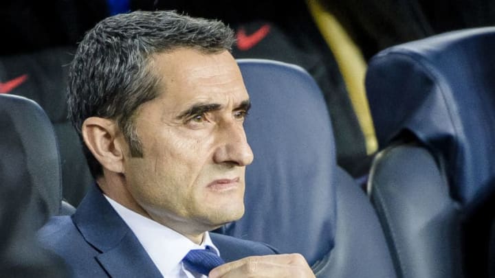 BARCELONA, SPAIN - APRIL 04: Coach Luis Ernesto Valverde Tejedor of FC Barcelona reacts prior to the UEFA Champions League 2017-18 quarter-finals (1st leg) match between FC Barcelona and AS Roma at Camp Nou on 05 April 2018 in Barcelona, Spain. (Photo by Power Sport Images/Getty Images)