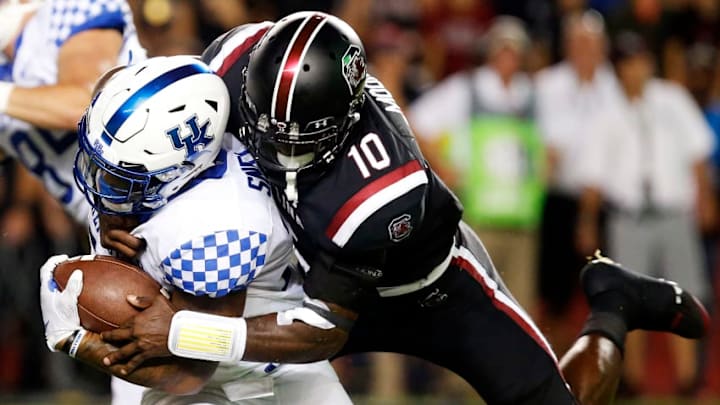 COLUMBIA, SC - SEPTEMBER 16: Linebacker Skai Moore