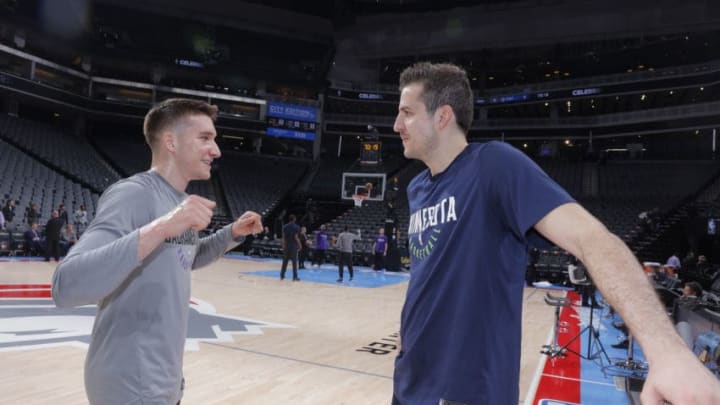 SACRAMENTO, CA - FEBRUARY 26: Bogdan Bogdanovic #8 of the Sacramento Kings talks with Nemanja Bjelica #8 of the Minnesota Timberwolves prior to the game on February 26, 2018 at Golden 1 Center in Sacramento, California. NOTE TO USER: User expressly acknowledges and agrees that, by downloading and or using this photograph, User is consenting to the terms and conditions of the Getty Images Agreement. Mandatory Copyright Notice: Copyright 2018 NBAE (Photo by Rocky Widner/NBAE via Getty Images)
