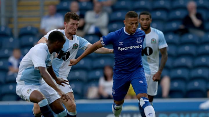 BLACKBURN, ENGLAND - JULY 26: Richarlison (R) of Everton challenged by Ryan Nyambe of Blackburn Rovers during the Pre-Season Friendly match between Blackburn Rovers and Everton at Ewood Park on July 26, 2018 in Blackburn, England. (Photo by Nigel Roddis/Getty Images)