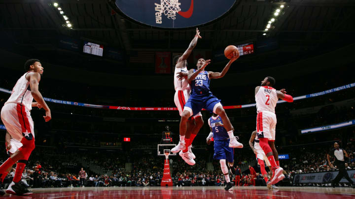 WASHINGTON, DC –  NOVEMBER 20: aLou Williams #23 of the LA Clippers shoots the ball against the Washington Wizards on November 20, 2018 at Capital One Arena in Washington, DC. NOTE TO USER: User expressly acknowledges and agrees that, by downloading and or using this Photograph, user is consenting to the terms and conditions of the Getty Images License Agreement. Mandatory Copyright Notice: Copyright 2018 NBAE (Photo by Ned Dishman/NBAE via Getty Images)