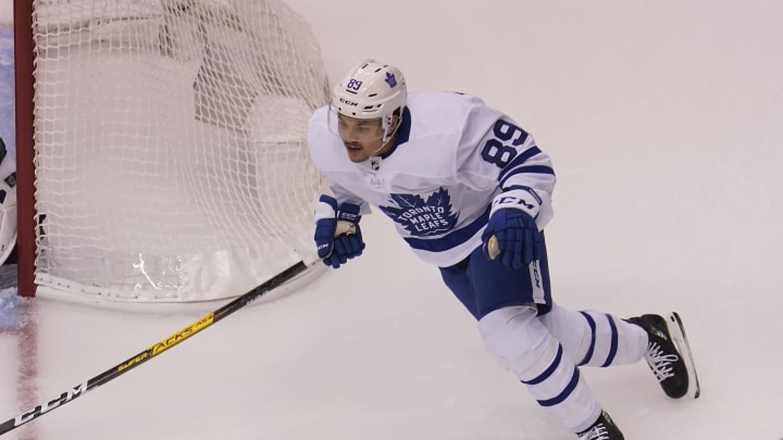 Nicholas Robertson, Toronto Maple Leafs