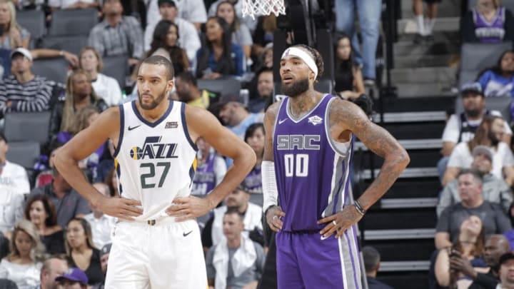 SACRAMENTO, CA - OCTOBER 17: Rudy Gobert #27 of the Utah Jazz faces off against Willie Cauley-Stein #00 of the Sacramento Kings on October 17, 2018 at Golden 1 Center in Sacramento, California. NOTE TO USER: User expressly acknowledges and agrees that, by downloading and or using this photograph, User is consenting to the terms and conditions of the Getty Images Agreement. Mandatory Copyright Notice: Copyright 2018 NBAE (Photo by Rocky Widner/NBAE via Getty Images)