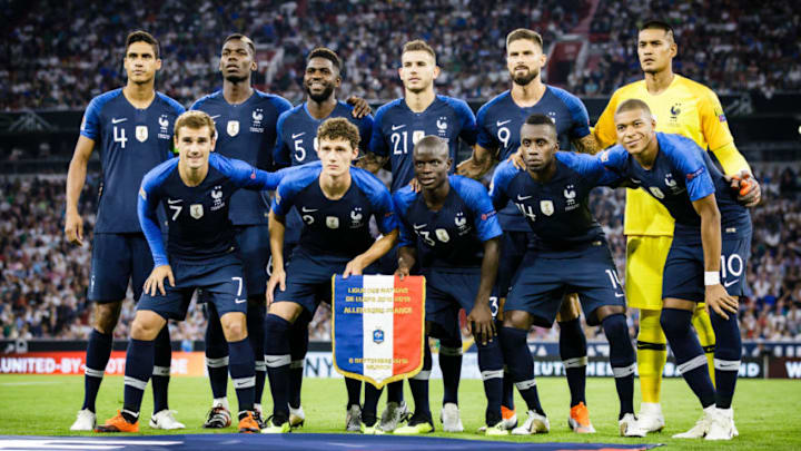 MUNICH, GERMANY - SEPTEMBER 06: Players pf France pose for a team photo prior to the UEFA Nations League group A match between Germany and France at Allianz Arena on September 6, 2018 in Munich, Germany. (Photo by Reinaldo Coddou H./Getty Images)