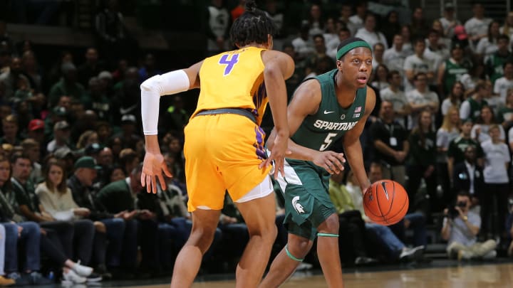 EAST LANSING, MI – NOVEMBER 18: Cassius Winston #5 of the Michigan State Spartans handles the ball while defended by Jr. Clay #4 of the Tennessee Tech Golden Eagles in the first half at Breslin Center on November 18, 2018 in East Lansing, Michigan. (Photo by Rey Del Rio/Getty Images)