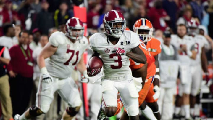 GLENDALE, AZ – JANUARY 11: Calvin Ridley #3 of the Alabama Crimson Tide runs the ball in the second quarter against the Clemson Tigers during the 2016 College Football Playoff National Championship Game at University of Phoenix Stadium on January 11, 2016 in Glendale, Arizona. (Photo by Harry How/Getty Images)