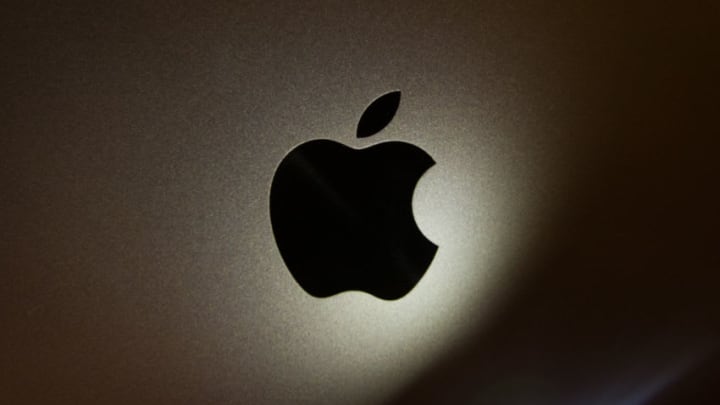 Apple released am update of its current firmware for iOS devices after Egyptian journalist Ahmed Mansoor had been targeted on his phone with spyware made by an Israeli company that specialises in the intelligence gathering through personal, electronic devices. (Photo by Jaap Arriens/NurPhoto via Getty Images)