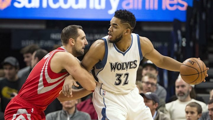 Minnesota Timberwolves center Karl-Anthony Towns (32) is in today's DraftKings daily picks as he faces Ryan Anderson and the Rockets in a rematch of their game from mid-December. Mandatory Credit: Jesse Johnson-USA TODAY Sports