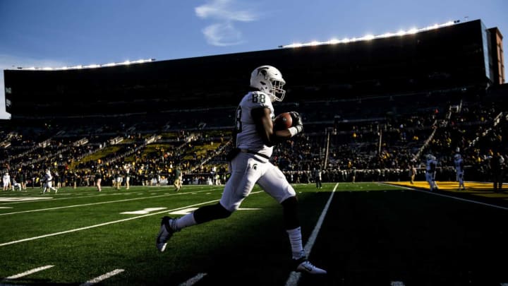 Michigan State’s Trenton Gillison catches a pass during warmups before the game on Saturday, Nov. 16, 2019, at Michigan Stadium in Ann Arbor. 191116 Msu Um 011a