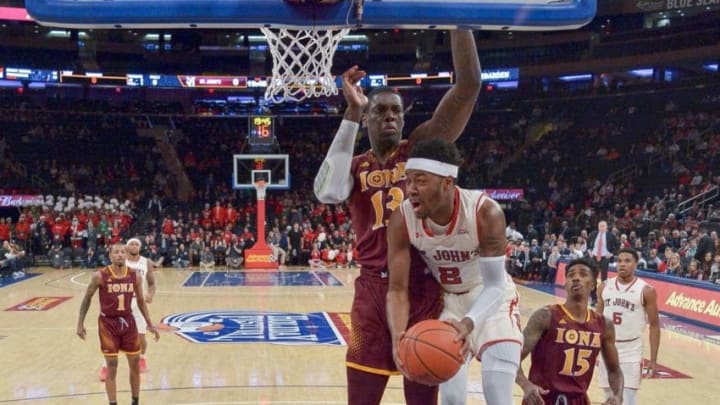 NEW YORK, NY - DECEMBER 17: Shamorie Ponds #2 of the St. John's basketball team passes the ball against the Iona Gaels during the Holiday Festival at Madison Square Garden on December 17, 2017 in New York City. (Photo by Porter Binks/Getty Images)
