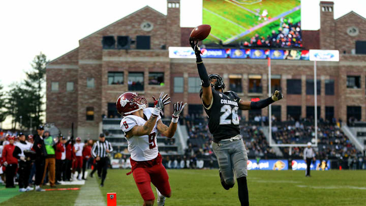 BOULDER, CO – NOVEMBER 19: Defensive back Isaiah Oliver (Photo by Justin Edmonds/Getty Images)