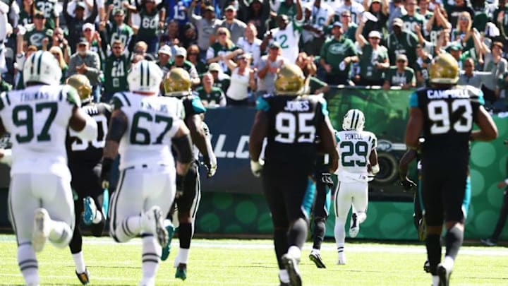 EAST RUTHERFORD, NJ - OCTOBER 01: Bilal Powell of the New York Jets (Photo by Al Bello/Getty Images)