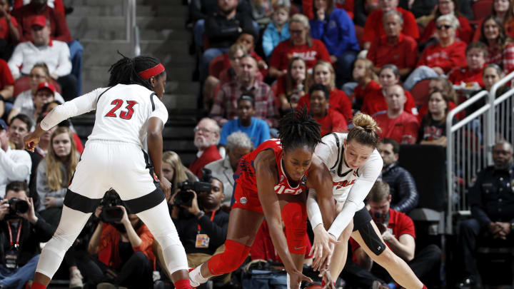 LOUISVILLE, KY – FEBRUARY 02: Nneka Ogwumike #16 of the USA Women’s National goes for a loose ball against Kylee Shook #21 of the Louisville Cardinals during an exhibition game at KFC YUM! Center on February 2, 2020 in Louisville, Kentucky. (Photo by Joe Robbins/Getty Images)