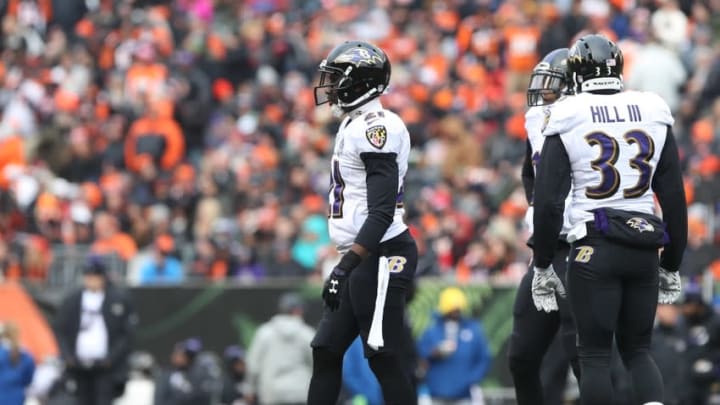 Jan 3, 2016; Cincinnati, OH, USA; Baltimore Ravens cornerback Lardarius Webb (21) against the Cincinnati Bengals at Paul Brown Stadium. The bengals won 24-16. Mandatory Credit: Aaron Doster-USA TODAY Sports
