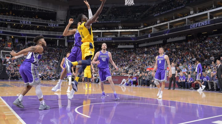 SACRAMENTO, CA – MARCH 29: Victor Oladipo #4 of the Indiana Pacers shoots a layup against the Sacramento Kings on March 29, 2018 at Golden 1 Center in Sacramento, California. NOTE TO USER: User expressly acknowledges and agrees that, by downloading and or using this photograph, User is consenting to the terms and conditions of the Getty Images Agreement. Mandatory Copyright Notice: Copyright 2018 NBAE (Photo by Rocky Widner/NBAE via Getty Images)