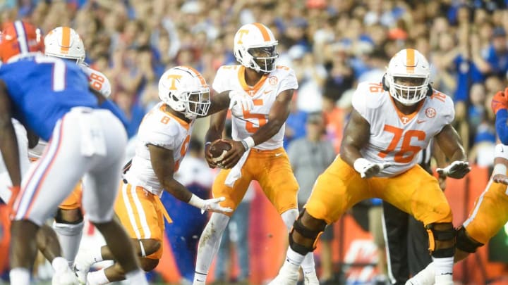Tennessee quarterback Hendon Hooker (5) passes the ball during the first quarter of an NCAA football game against Florida at Ben Hill Griffin Stadium in Gainesville, Florida on Saturday, Sept. 25, 2021.Tennflorida0925 1044