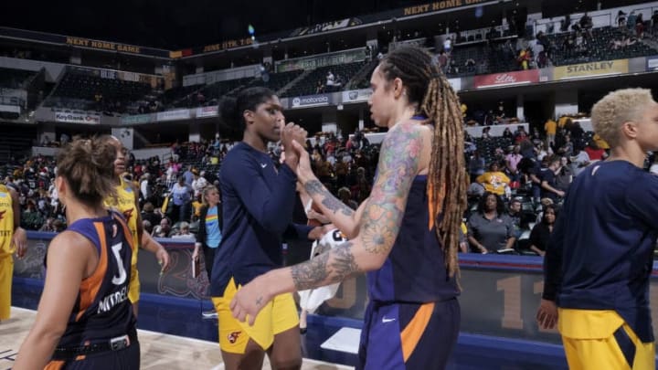 INDIANAPOLIS, IN - JUNE 9: Teaira McCowan #15 of Indiana Fever hi-fives Brittney Griner #42 of Phoenix Mercury after the game on June 9, 2019 at the Bankers Life Fieldhouse in Indianapolis, Indiana. NOTE TO USER: User expressly acknowledges and agrees that, by downloading and or using this photograph, User is consenting to the terms and conditions of the Getty Images License Agreement. Mandatory Copyright Notice: Copyright 2019 NBAE (Photo by Ron Hoskins/NBAE via Getty Images)
