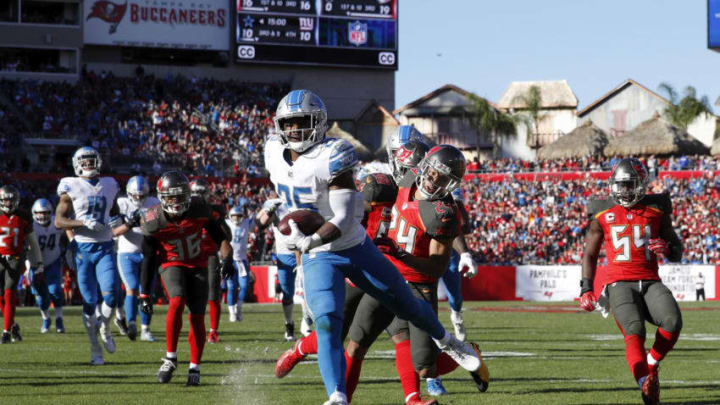 TAMPA, FL - DECEMBER 10: Theo Riddick #25 of the Detroit Lions runs into the end zone for an 18-yard touchdown in the third quarter of a game against the Tampa Bay Buccaneers at Raymond James Stadium on December 10, 2017 in Tampa, Florida. The Lions won 24-21. (Photo by Joe Robbins/Getty Images)