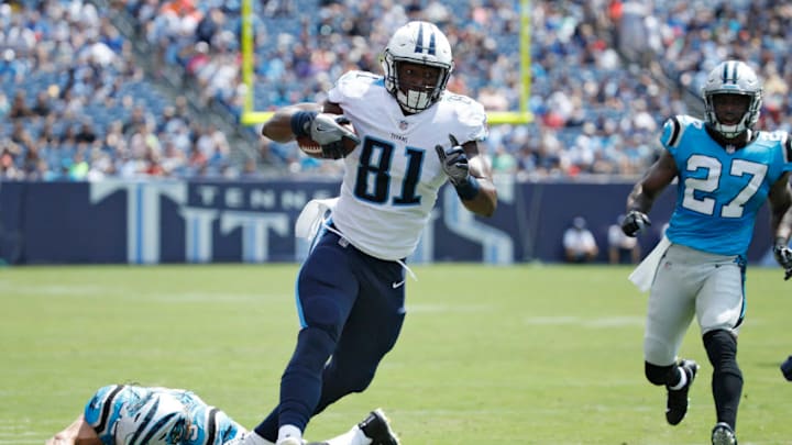 NASHVILLE, TN - AUGUST 19: Jonnu Smith #81 of the Tennessee Titans tries to stay inbounds after a reception in the first quarter of a preseason game against the Carolina Panthers at Nissan Stadium on August 19, 2017 in Nashville, Tennessee. (Photo by Joe Robbins/Getty Images)