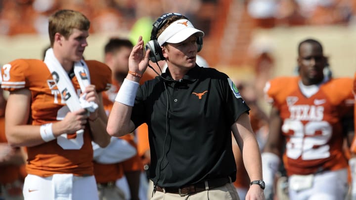 AUSTIN, TX – SEPTEMBER 26: Assistant coach Major Applewhite of the Texas Longhorns at Darrell K Royal-Texas Memorial Stadium on September 26, 2009 in Austin, Texas. (Photo by Ronald Martinez/Getty Images)