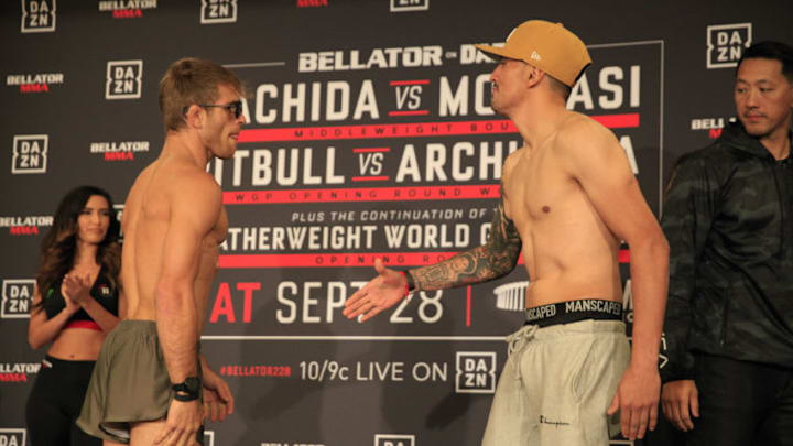 Jonathan Quiroz vs. AJ Agazarm (photo via Amy Kaplan/FanSided)