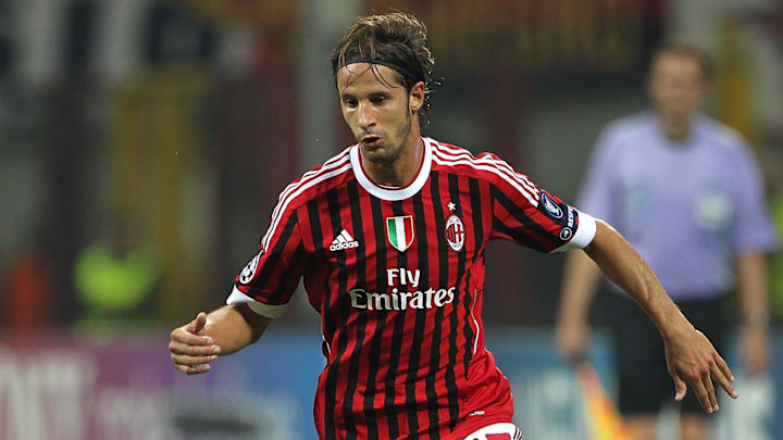 Antonini est formé à Milan mais n'y a disputé que 111 matchs.