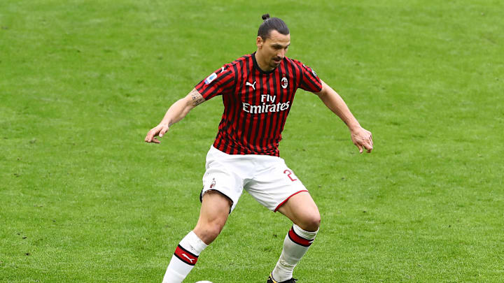 AC Milan v Genoa CFC - Serie A